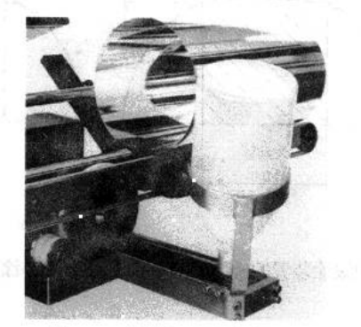 Figure 3‑71 Downward-facing seam external coating device